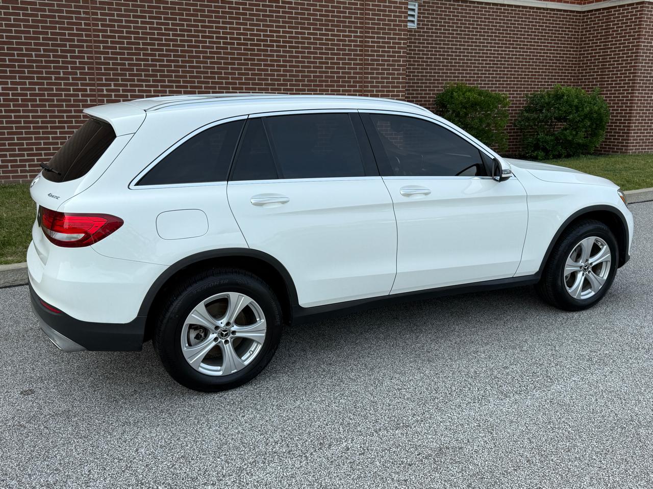 Mercedes-Benz GLC GLC 300 4MATIC SUV 2018