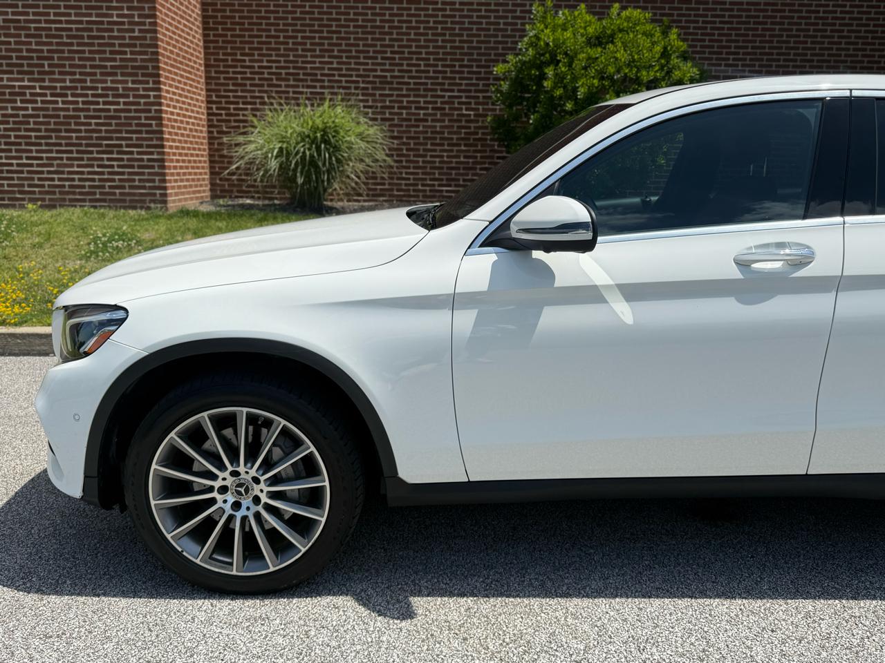 Mercedes-Benz GLC GLC 300 4MATIC Coupe 2019