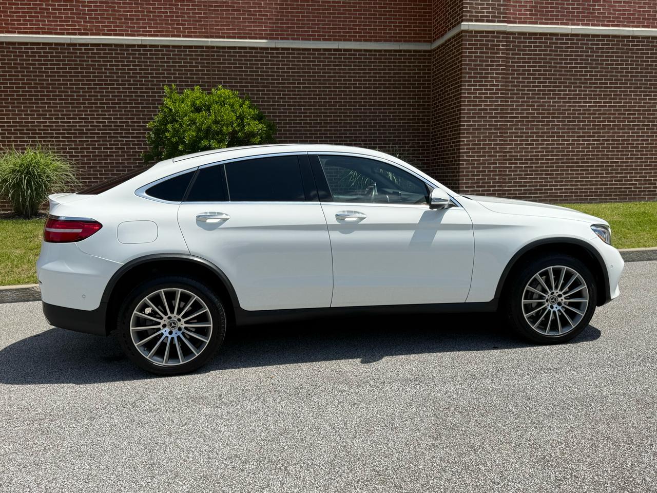 Mercedes-Benz GLC GLC 300 4MATIC Coupe 2019