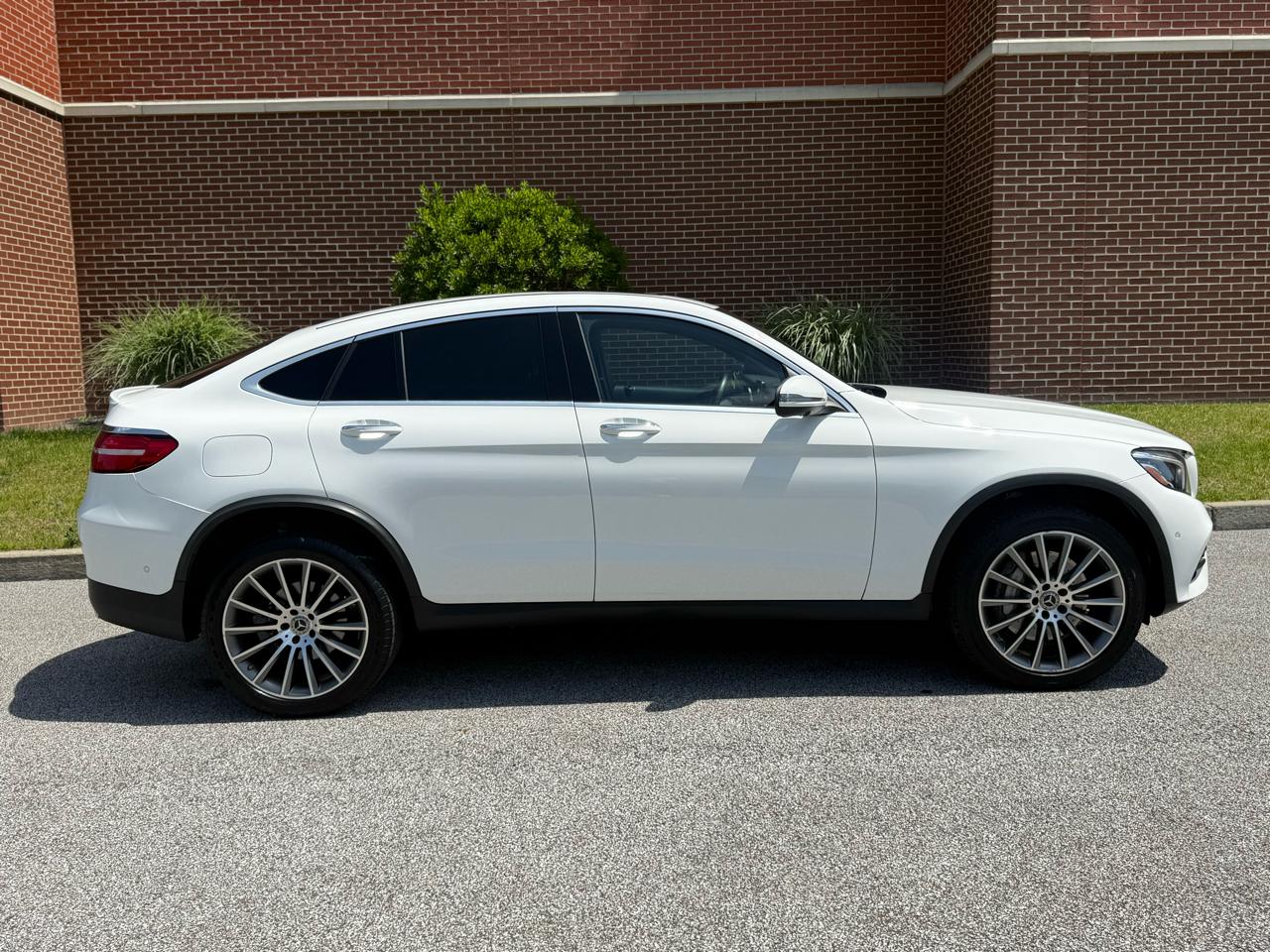 Mercedes-Benz GLC GLC 300 4MATIC Coupe 2019