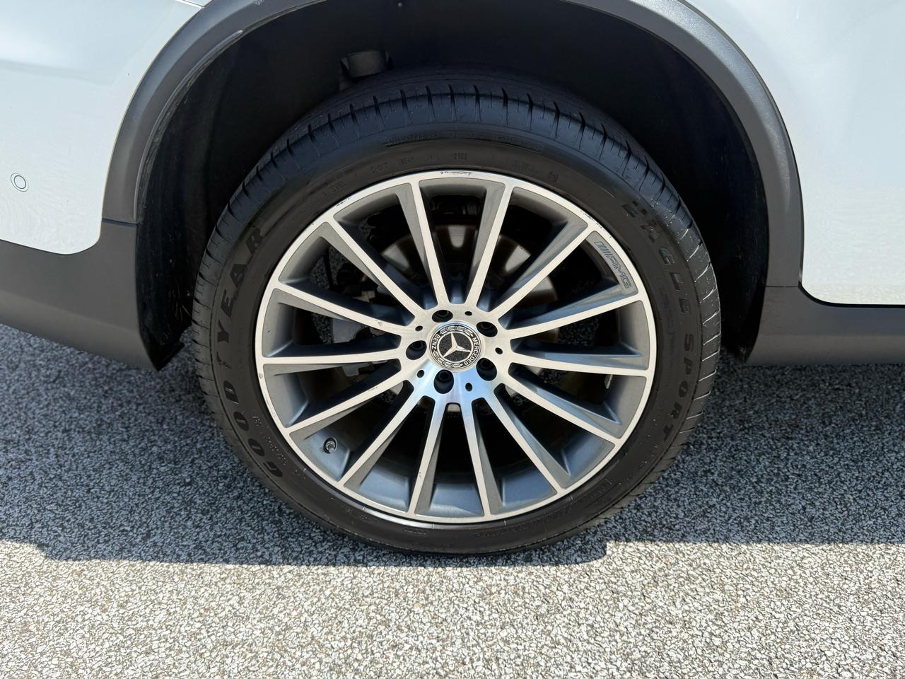 Mercedes-Benz GLC GLC 300 4MATIC Coupe 2019