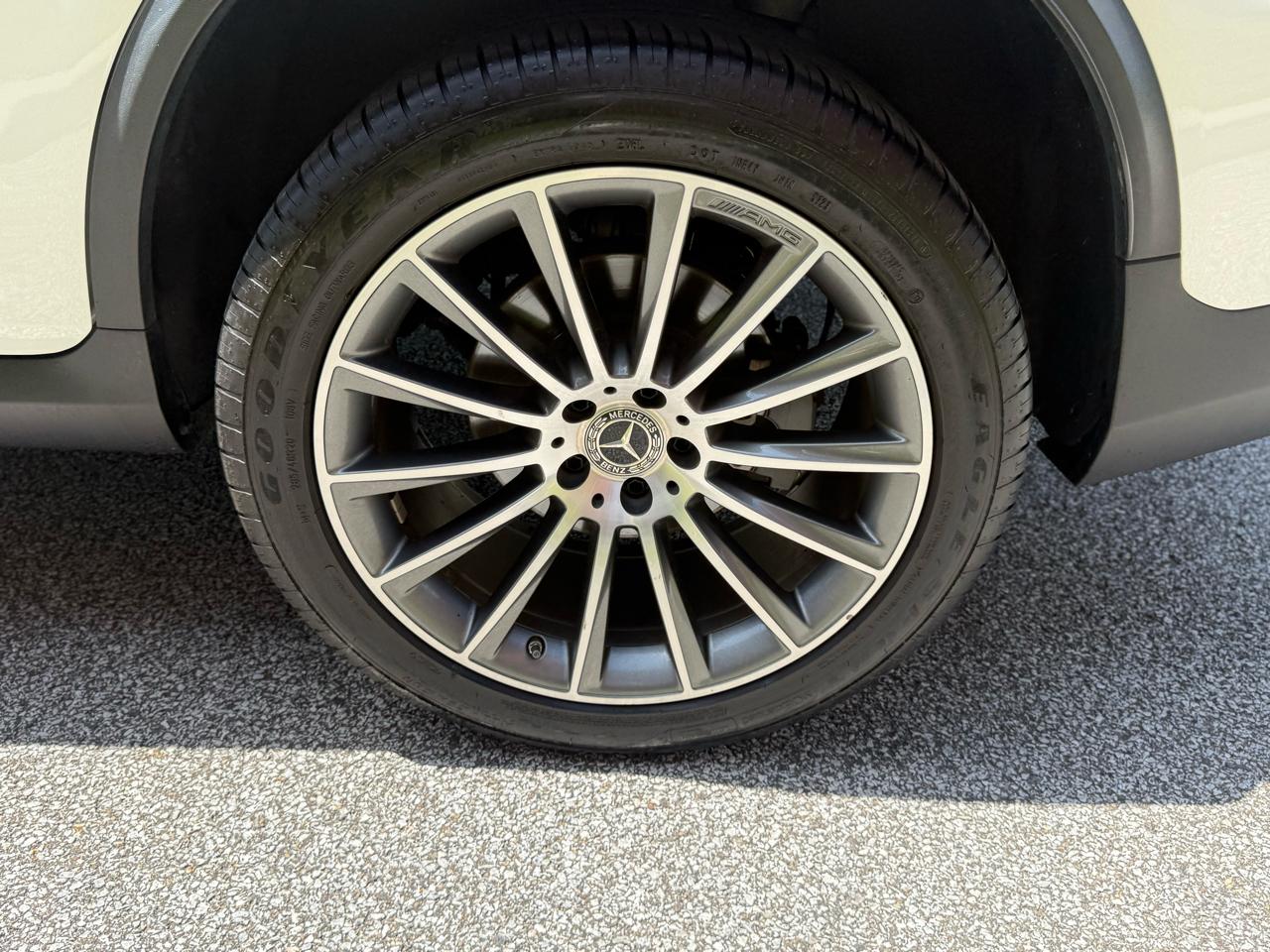 Mercedes-Benz GLC GLC 300 4MATIC Coupe 2019
