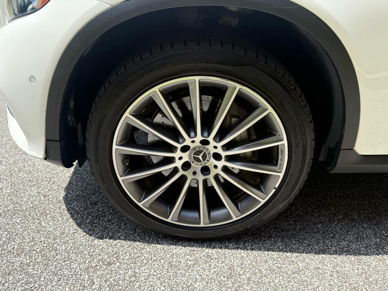Mercedes-Benz GLC GLC 300 4MATIC Coupe 2019