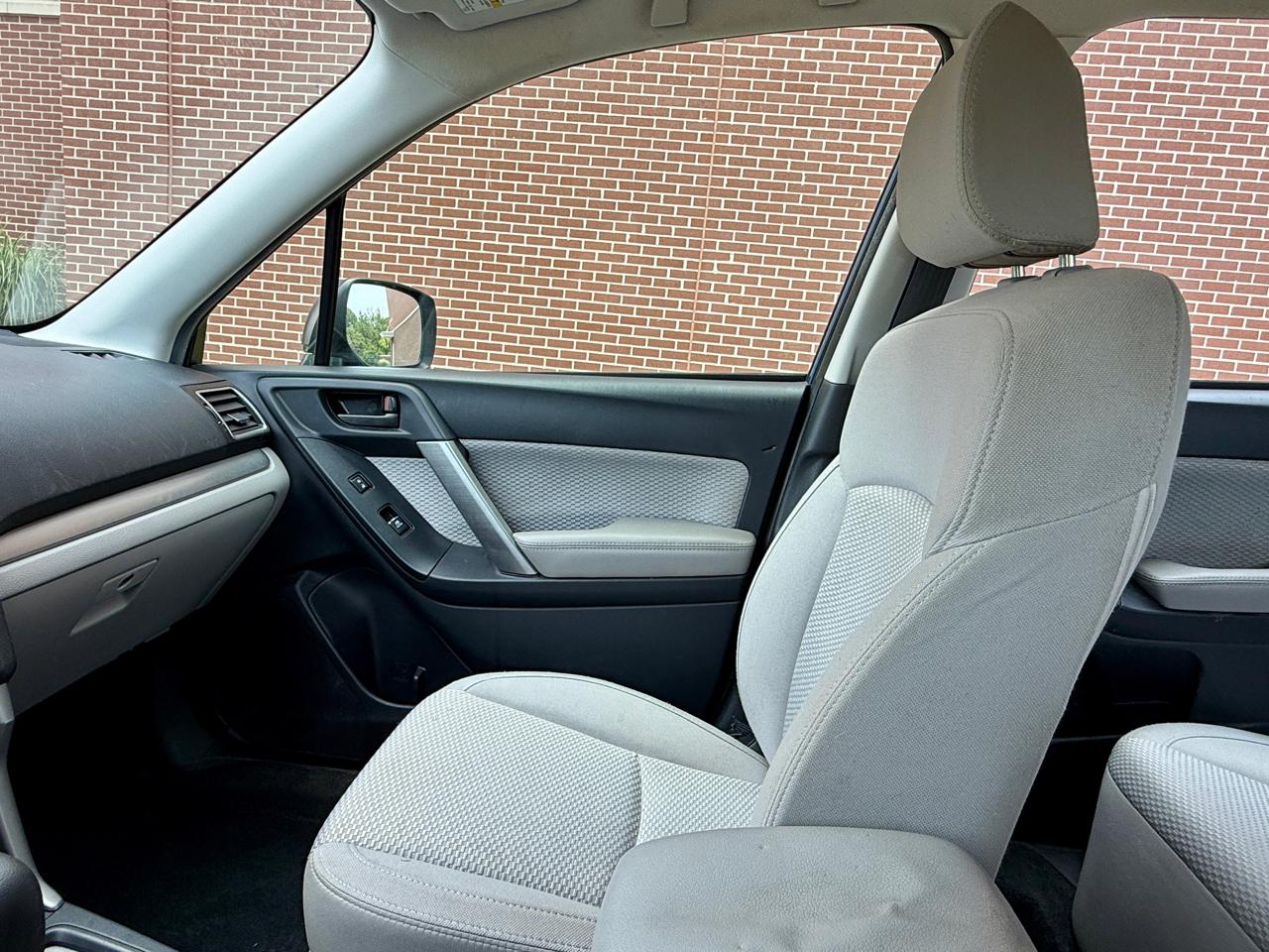 Subaru Forester 2.5i CVT 2017