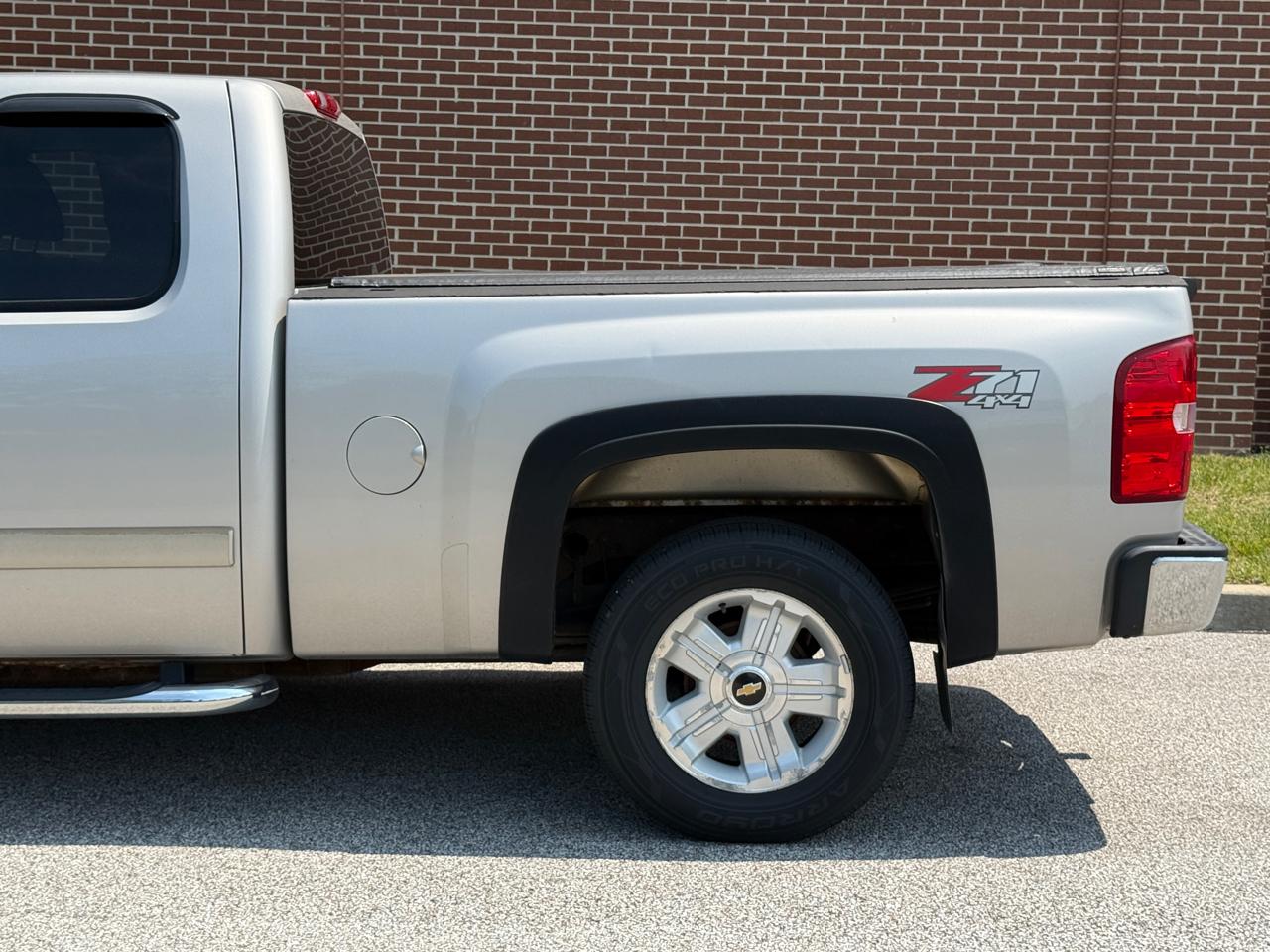 Chevrolet Silverado 1500 4WD Ext Cab 143.5" LT w/1LT 2008