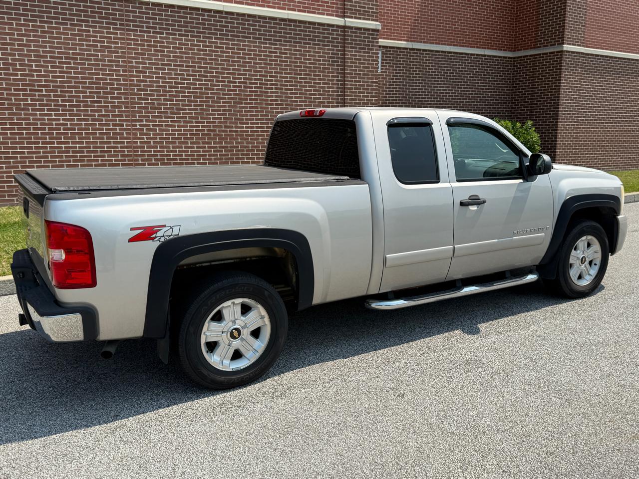 Chevrolet Silverado 1500 4WD Ext Cab 143.5" LT w/1LT 2008