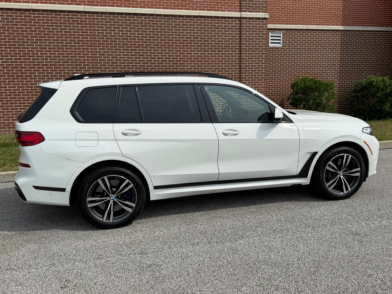 2021 BMW X7 M50i - Photo 18