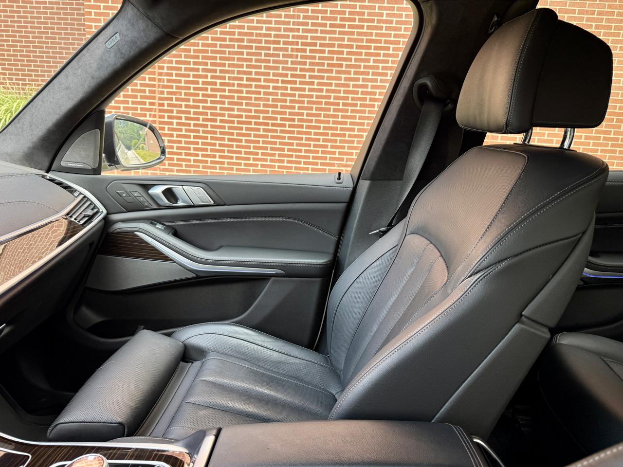2021 BMW X7 M50i - Photo 33