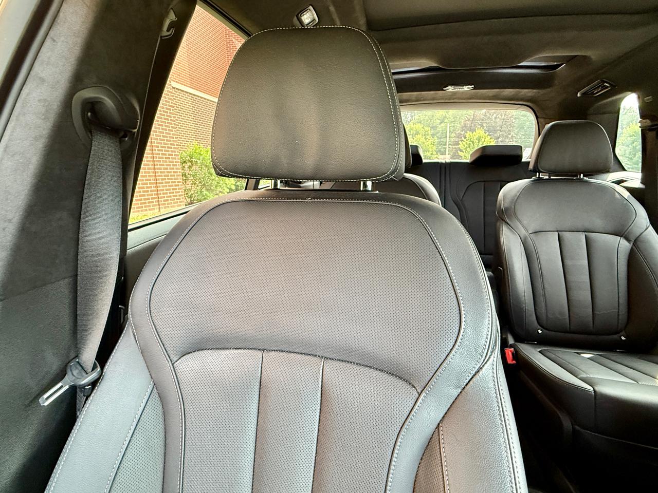 2021 BMW X7 M50i - Photo 38