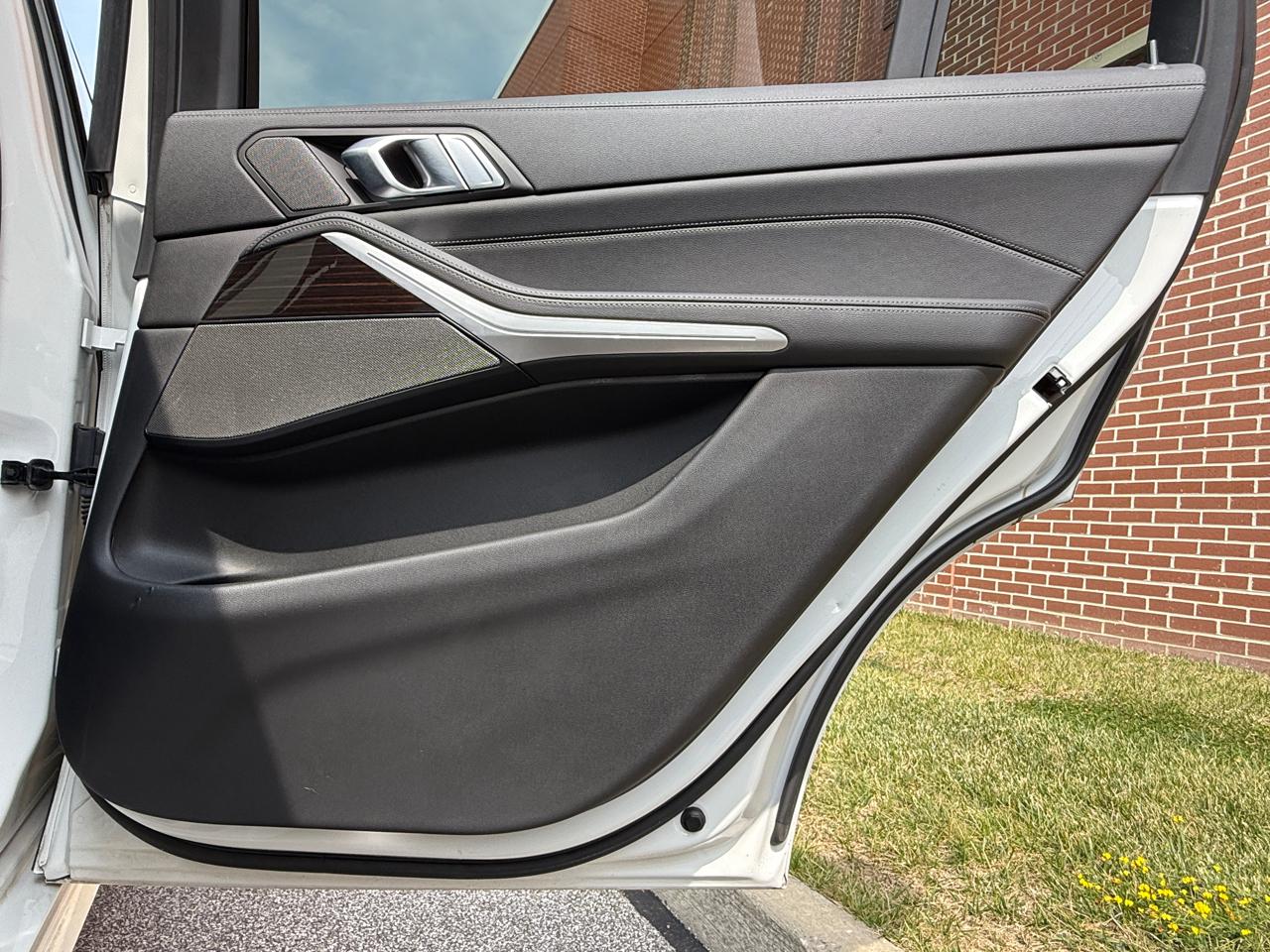 2021 BMW X7 M50i - Photo 44