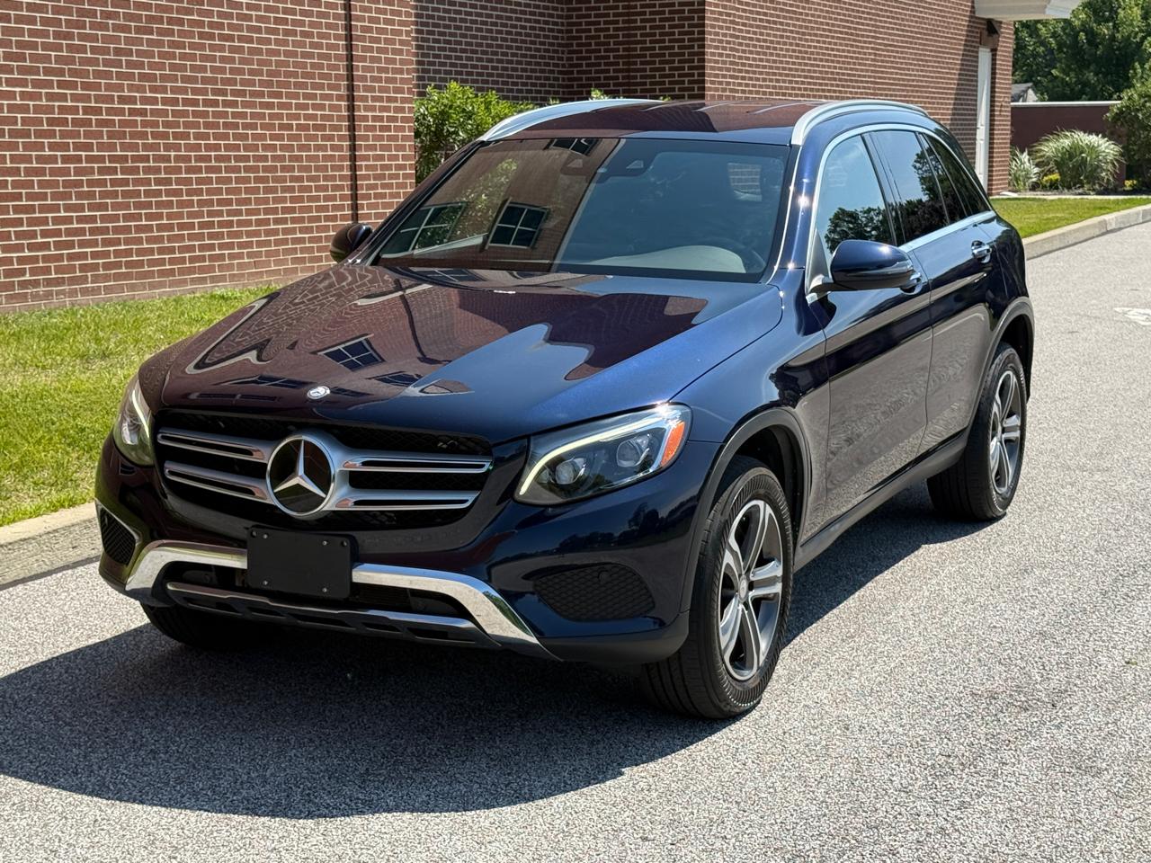 Mercedes-Benz GLC 4MATIC 4dr GLC 300 2016