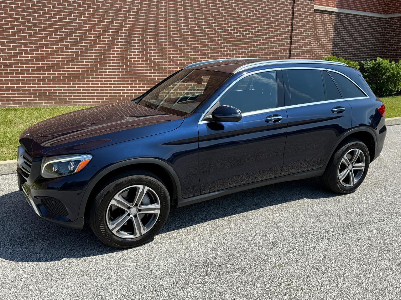 Mercedes-Benz GLC 4MATIC 4dr GLC 300 2016
