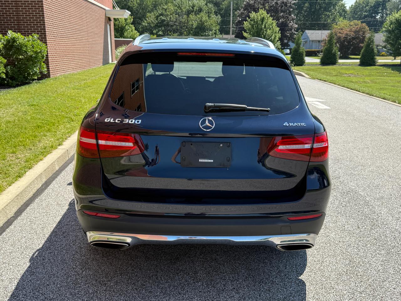 Mercedes-Benz GLC 4MATIC 4dr GLC 300 2016