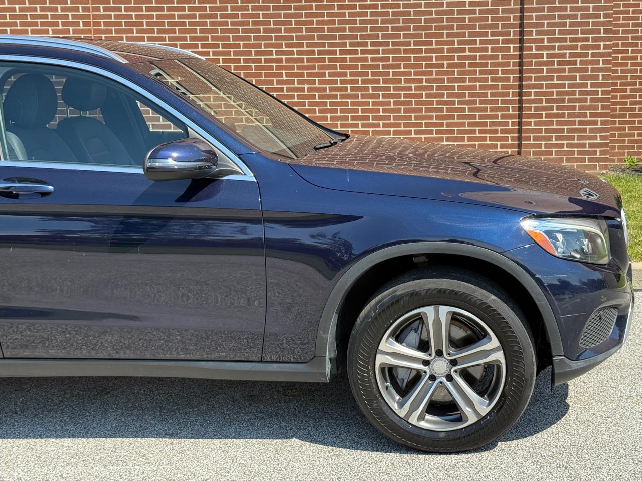 Mercedes-Benz GLC 4MATIC 4dr GLC 300 2016
