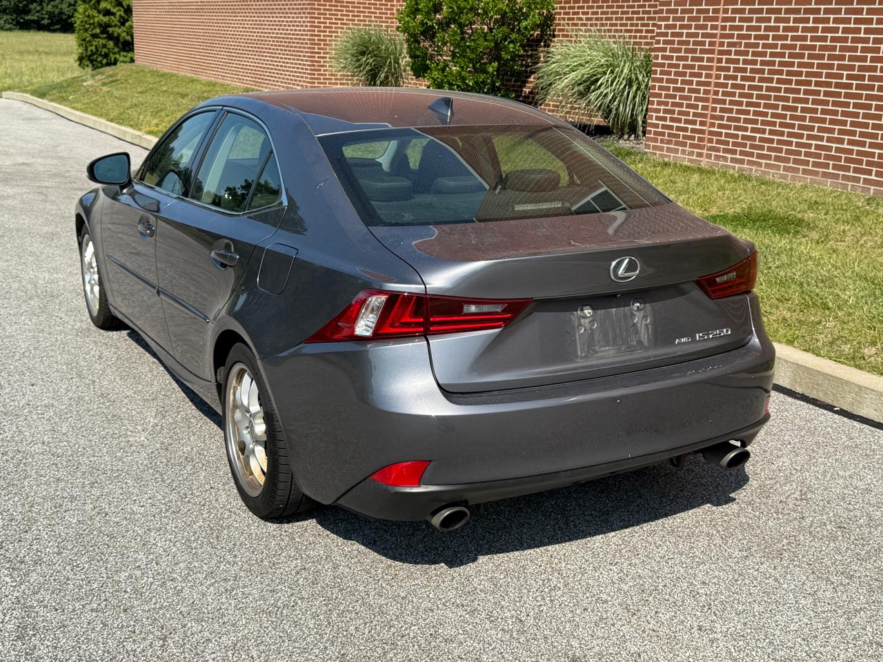 Lexus IS 250 4dr Sport Sdn AWD 2015