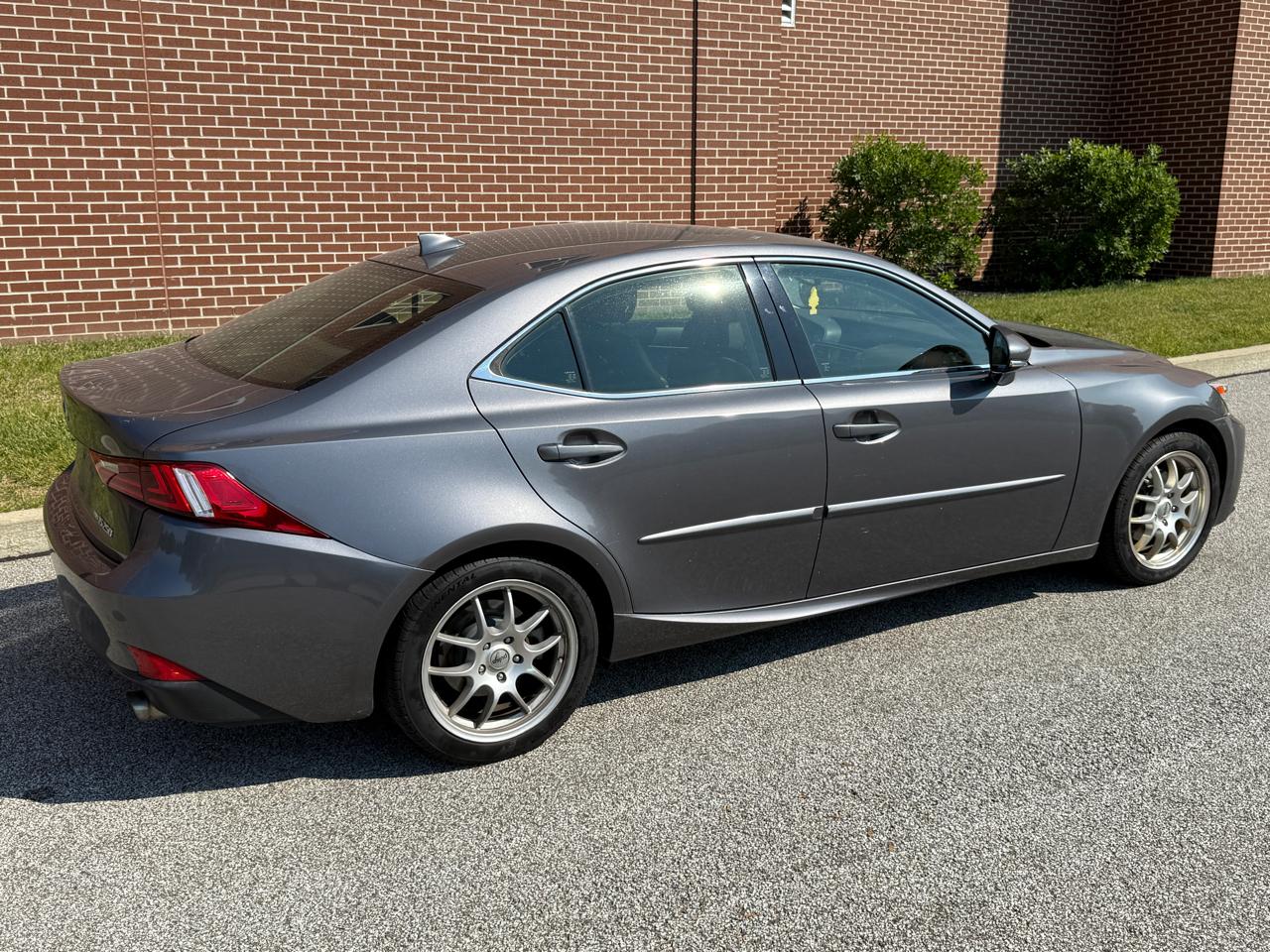 Lexus IS 250 4dr Sport Sdn AWD 2015