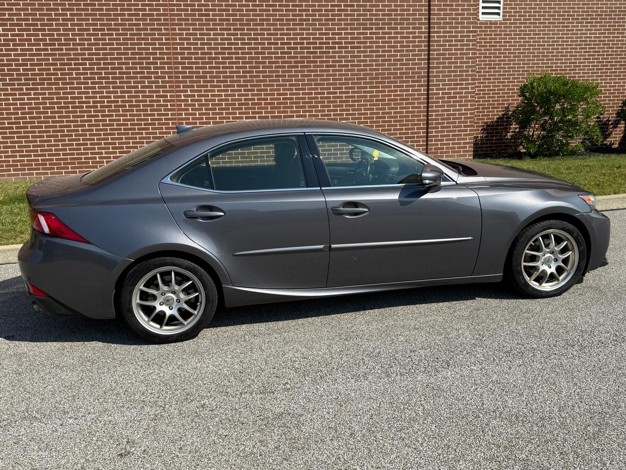 Lexus IS 250 4dr Sport Sdn AWD 2015