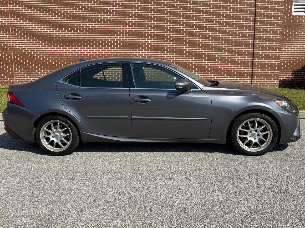 Lexus IS 250 4dr Sport Sdn AWD 2015