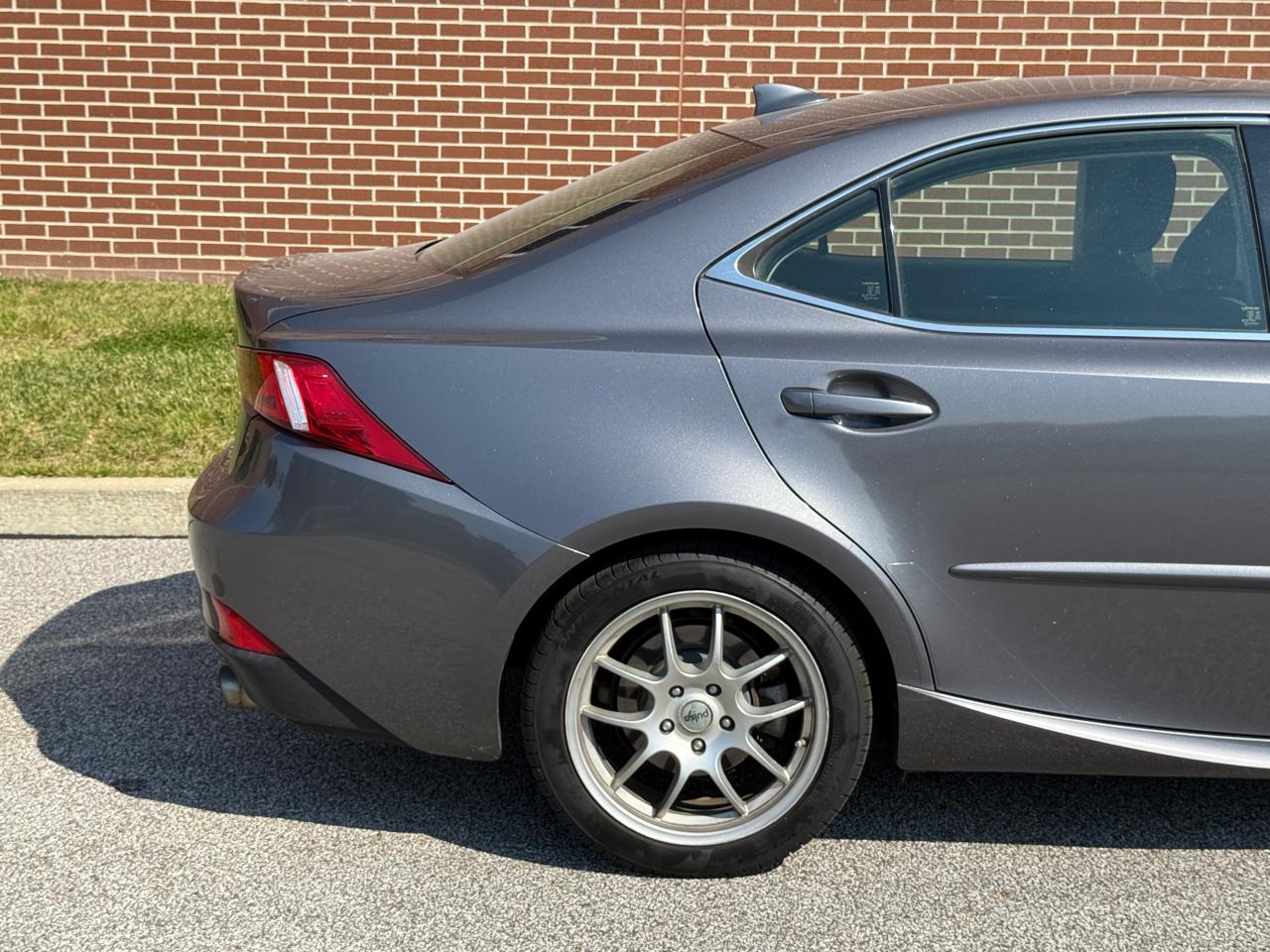 Lexus IS 250 4dr Sport Sdn AWD 2015
