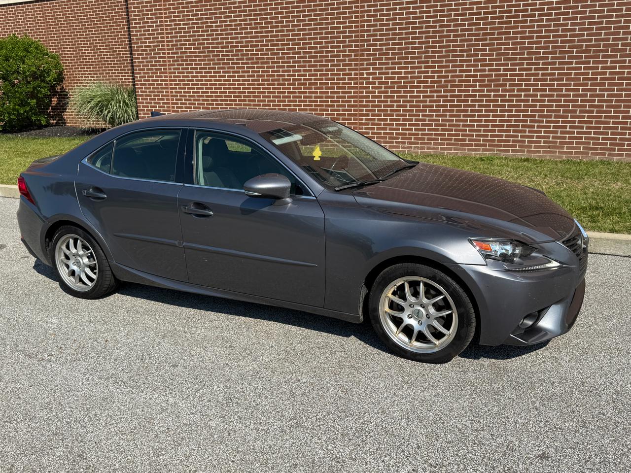 Lexus IS 250 4dr Sport Sdn AWD 2015