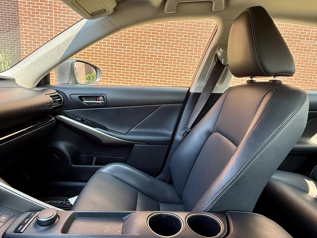 Lexus IS 250 4dr Sport Sdn AWD 2015