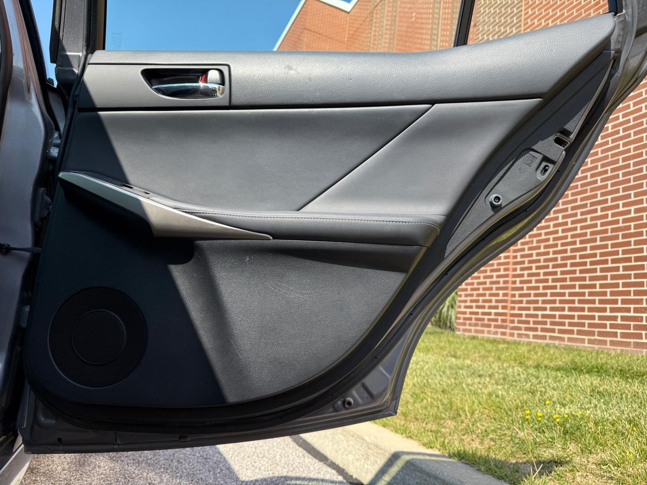 Lexus IS 250 4dr Sport Sdn AWD 2015