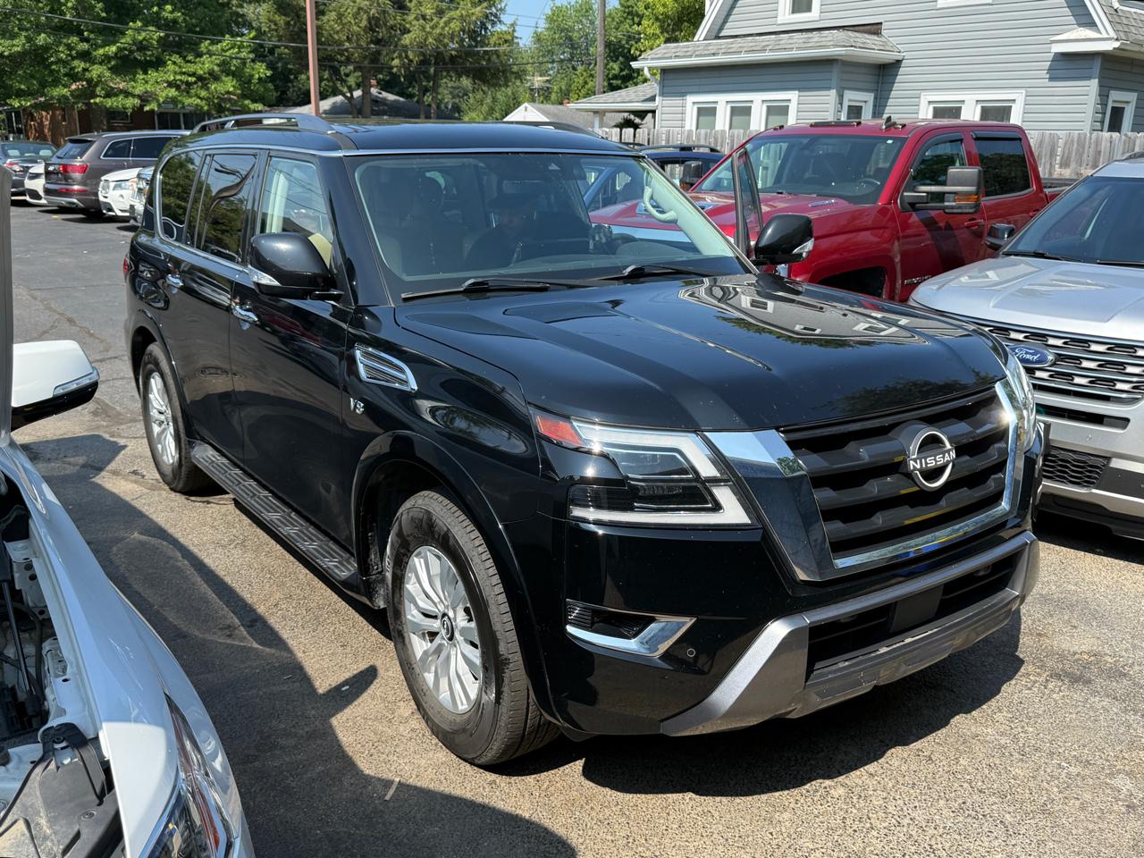 Nissan Armada 4x2 SV 2021