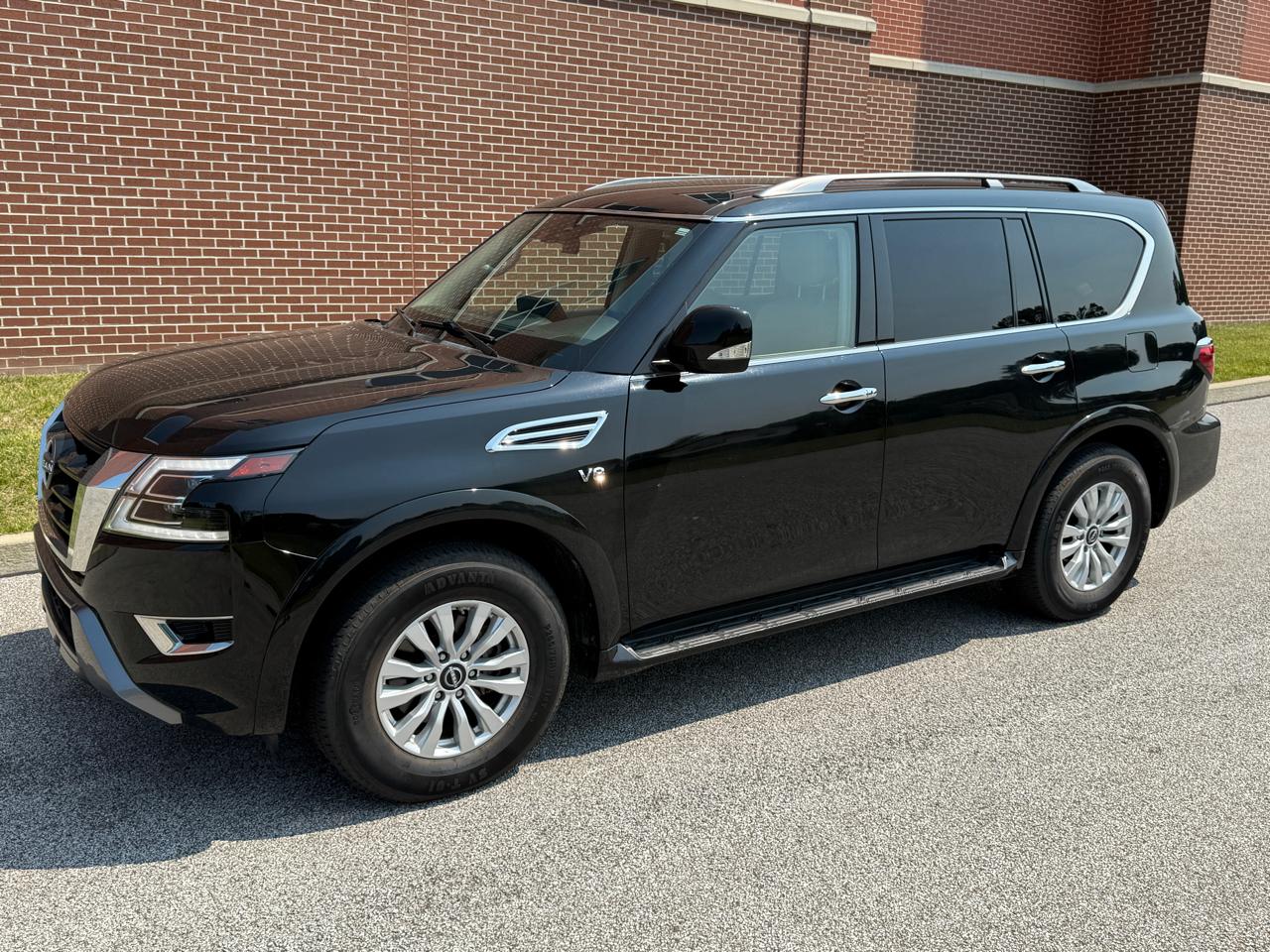 Nissan Armada 4x2 SV 2021