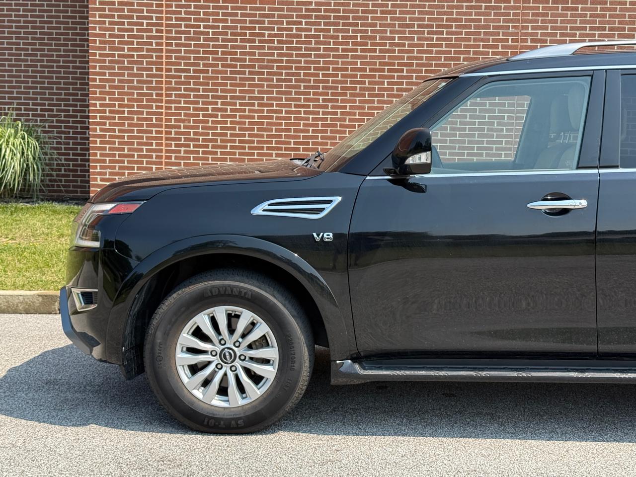 Nissan Armada 4x2 SV 2021