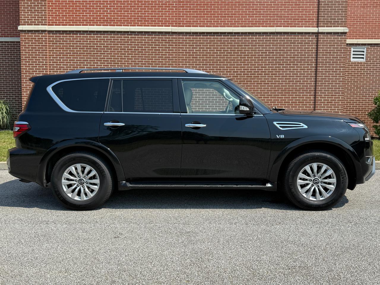 Nissan Armada 4x2 SV 2021