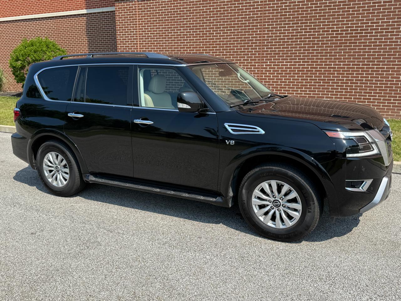Nissan Armada 4x2 SV 2021