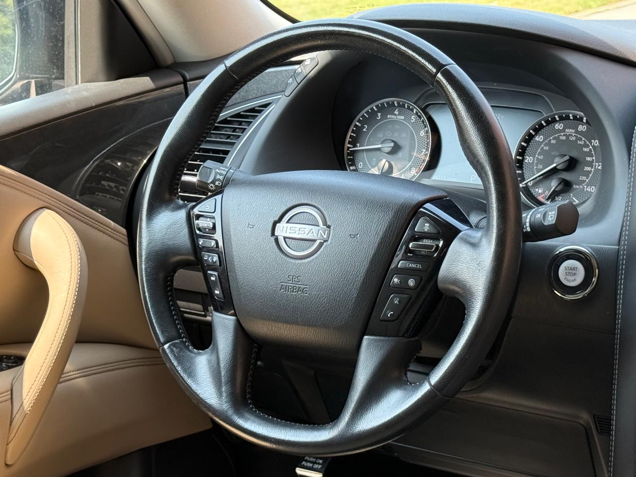 Nissan Armada 4x2 SV 2021