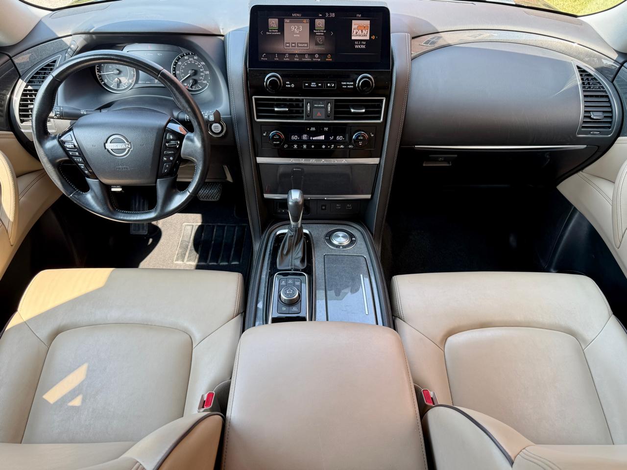 Nissan Armada 4x2 SV 2021