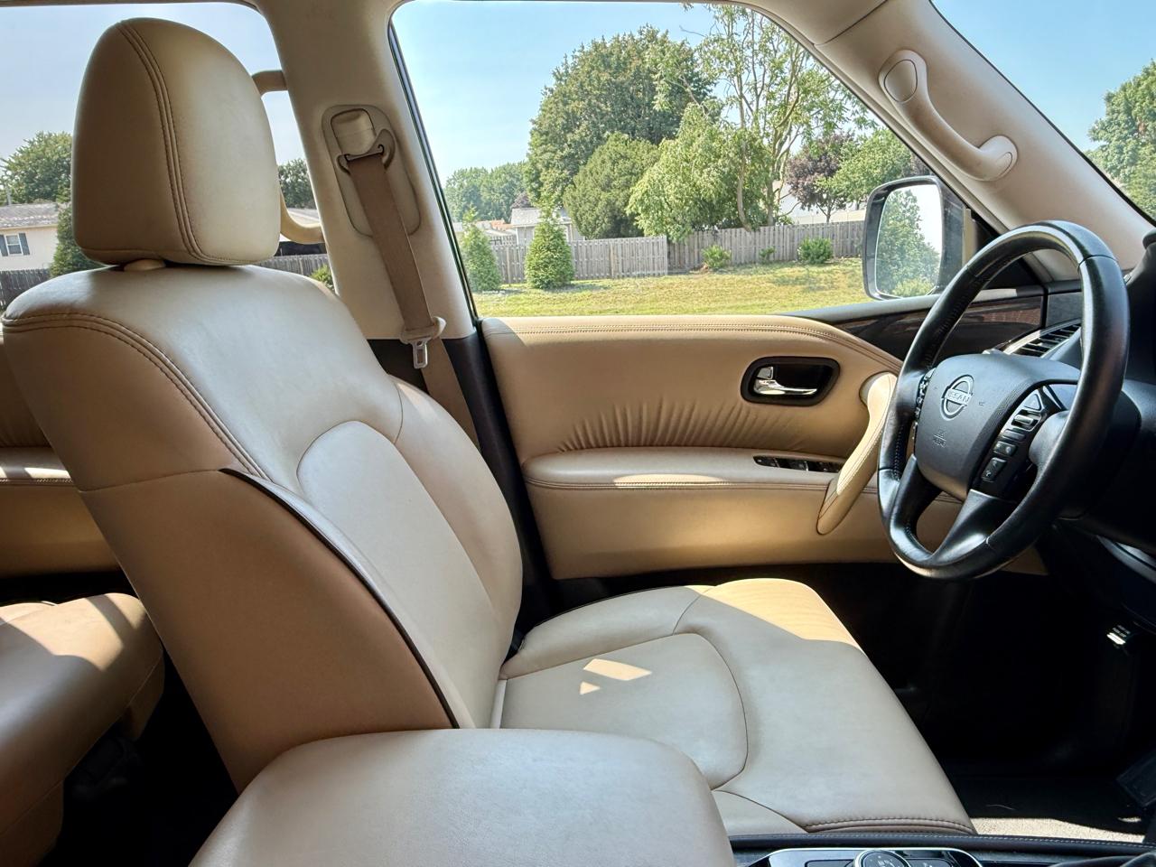 Nissan Armada 4x2 SV 2021
