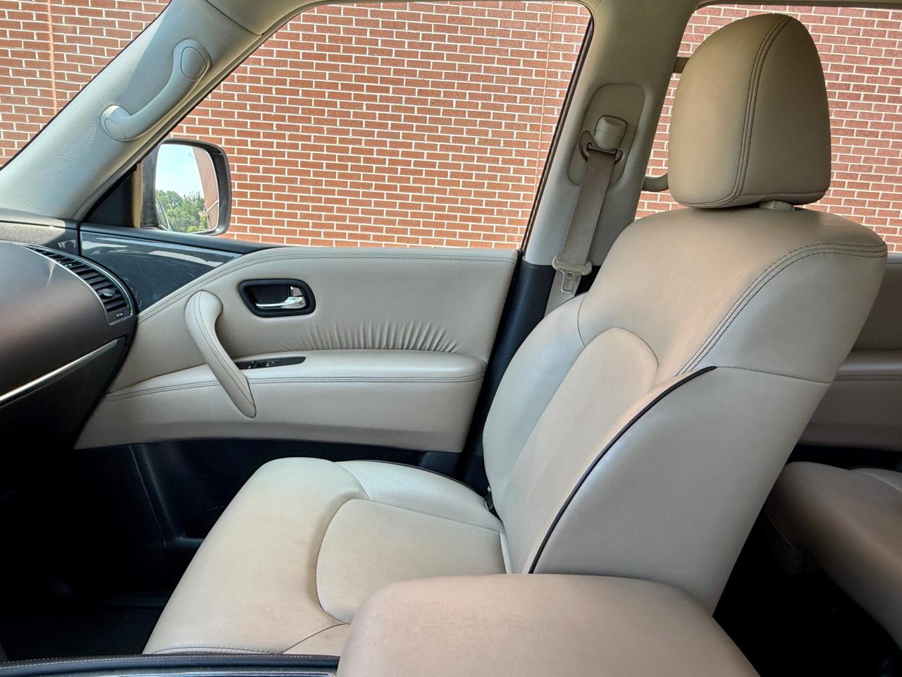 Nissan Armada 4x2 SV 2021
