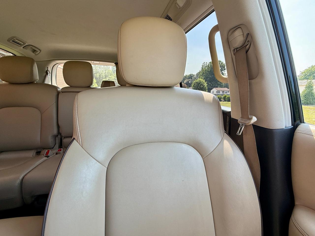Nissan Armada 4x2 SV 2021