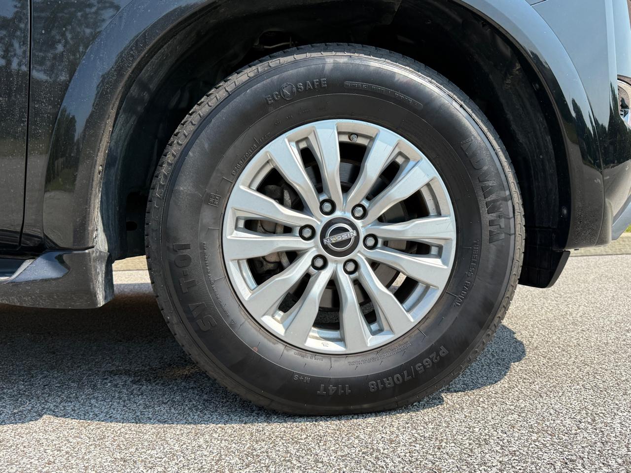 Nissan Armada 4x2 SV 2021