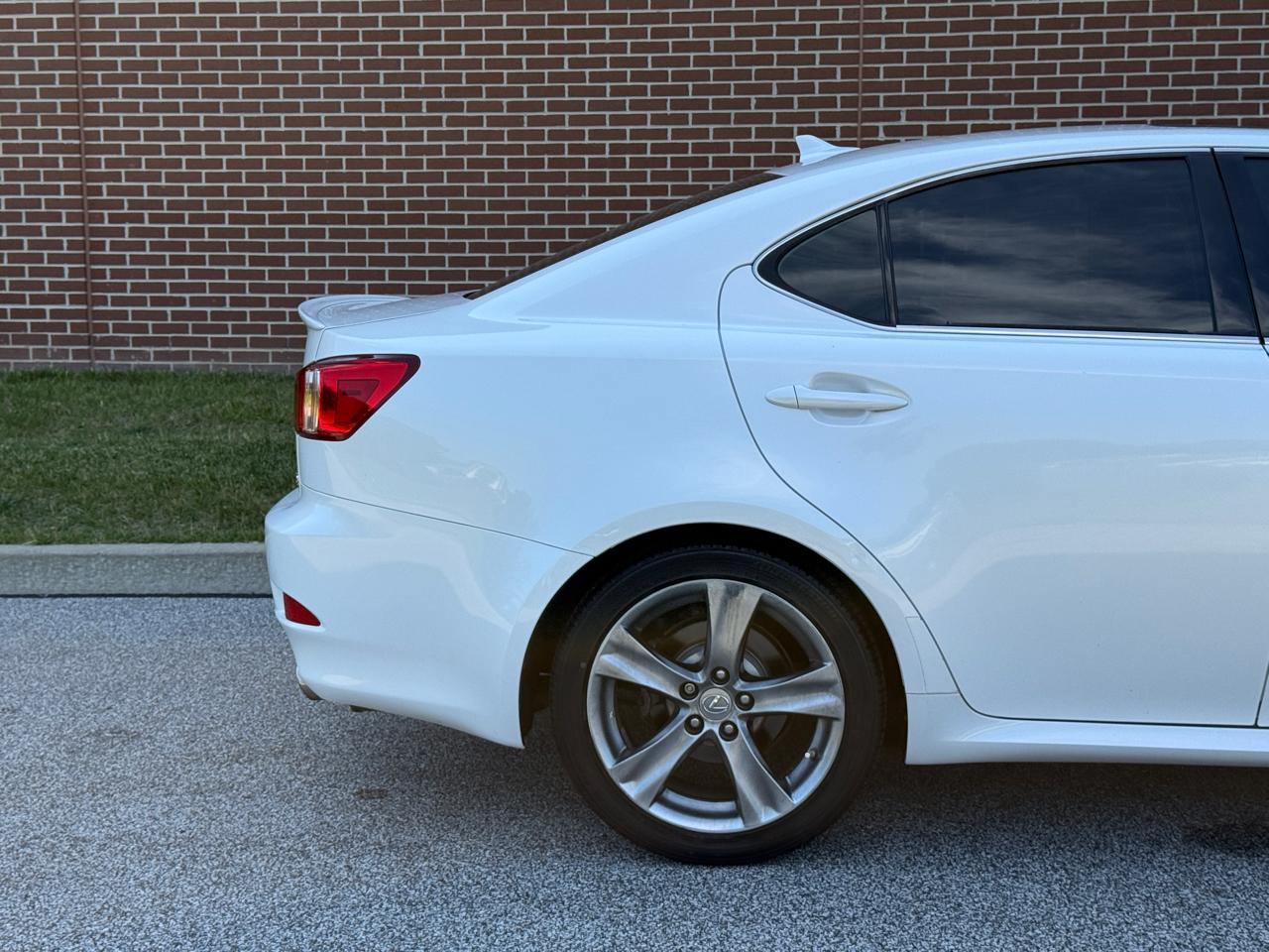 Lexus IS 250 4D Sedan 2012
