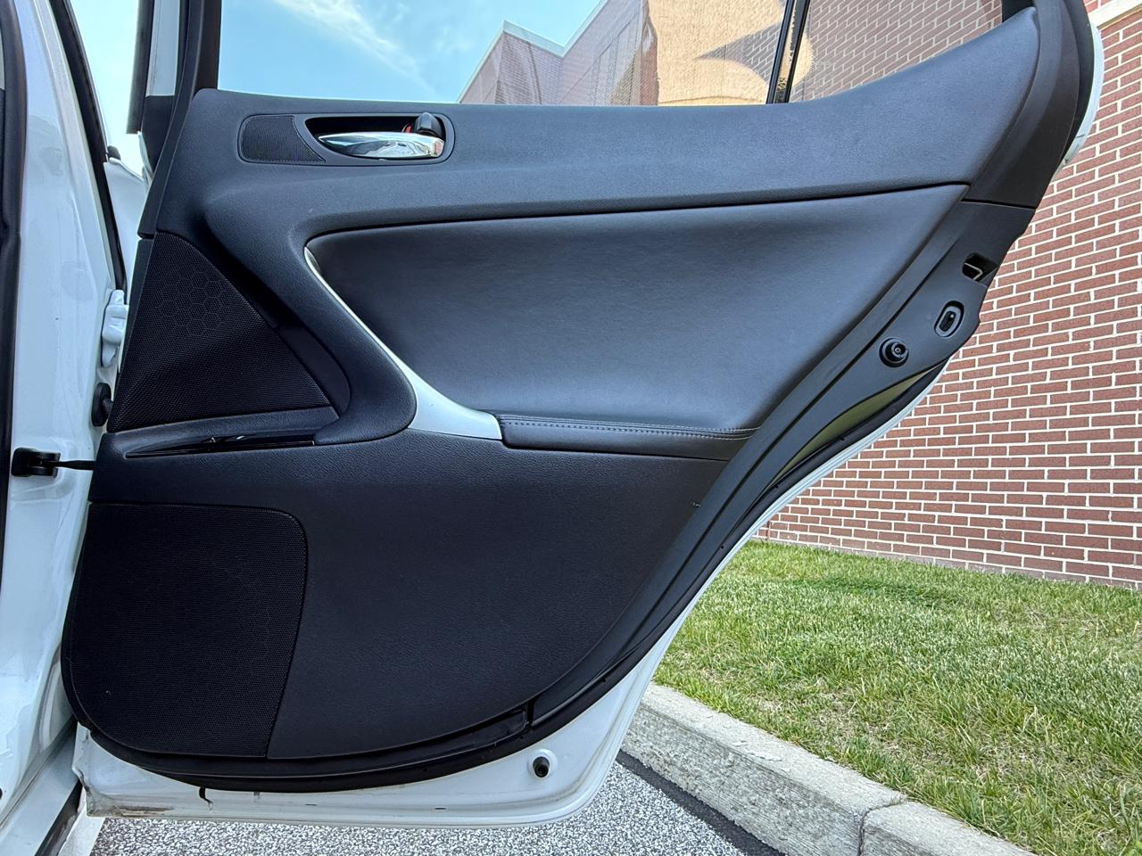 Lexus IS 250 4D Sedan 2012