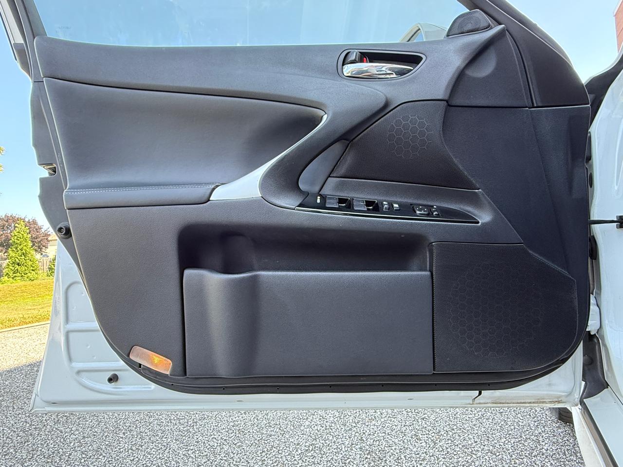 Lexus IS 250 4D Sedan 2012