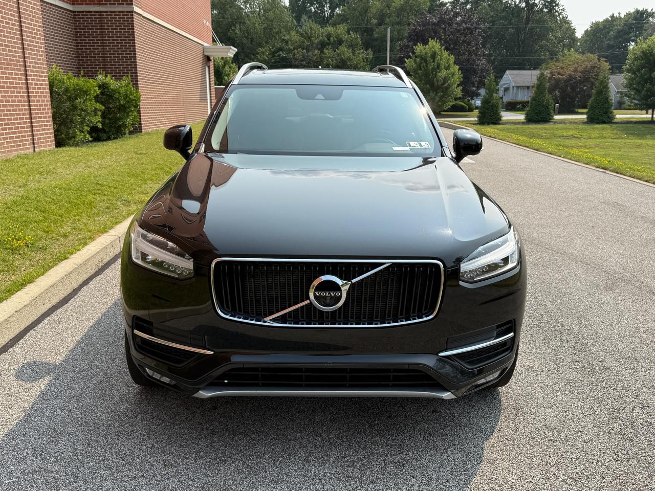 Volvo XC90 T6 AWD 7-Passenger Momentum 2017