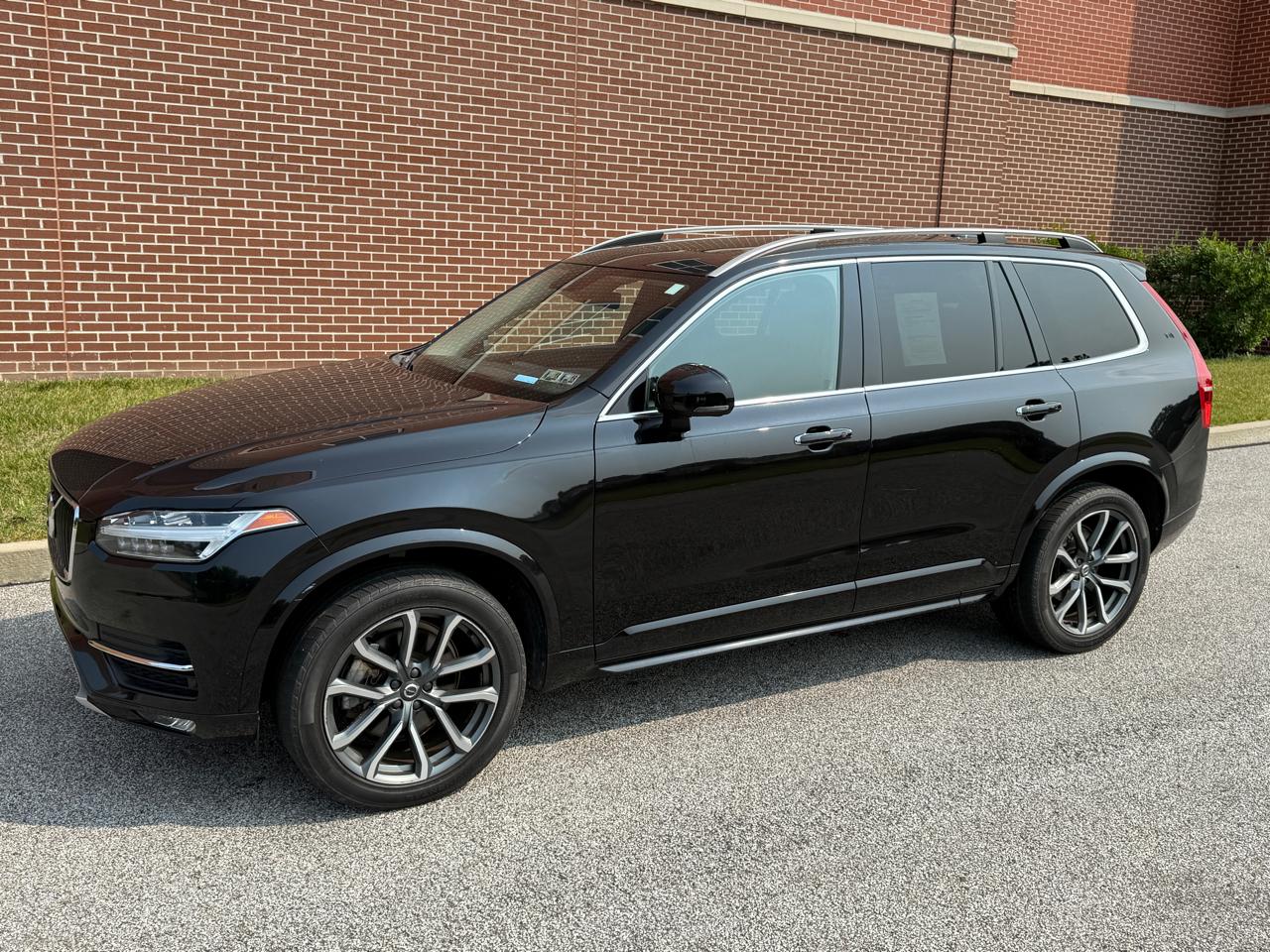 Volvo XC90 T6 AWD 7-Passenger Momentum 2017