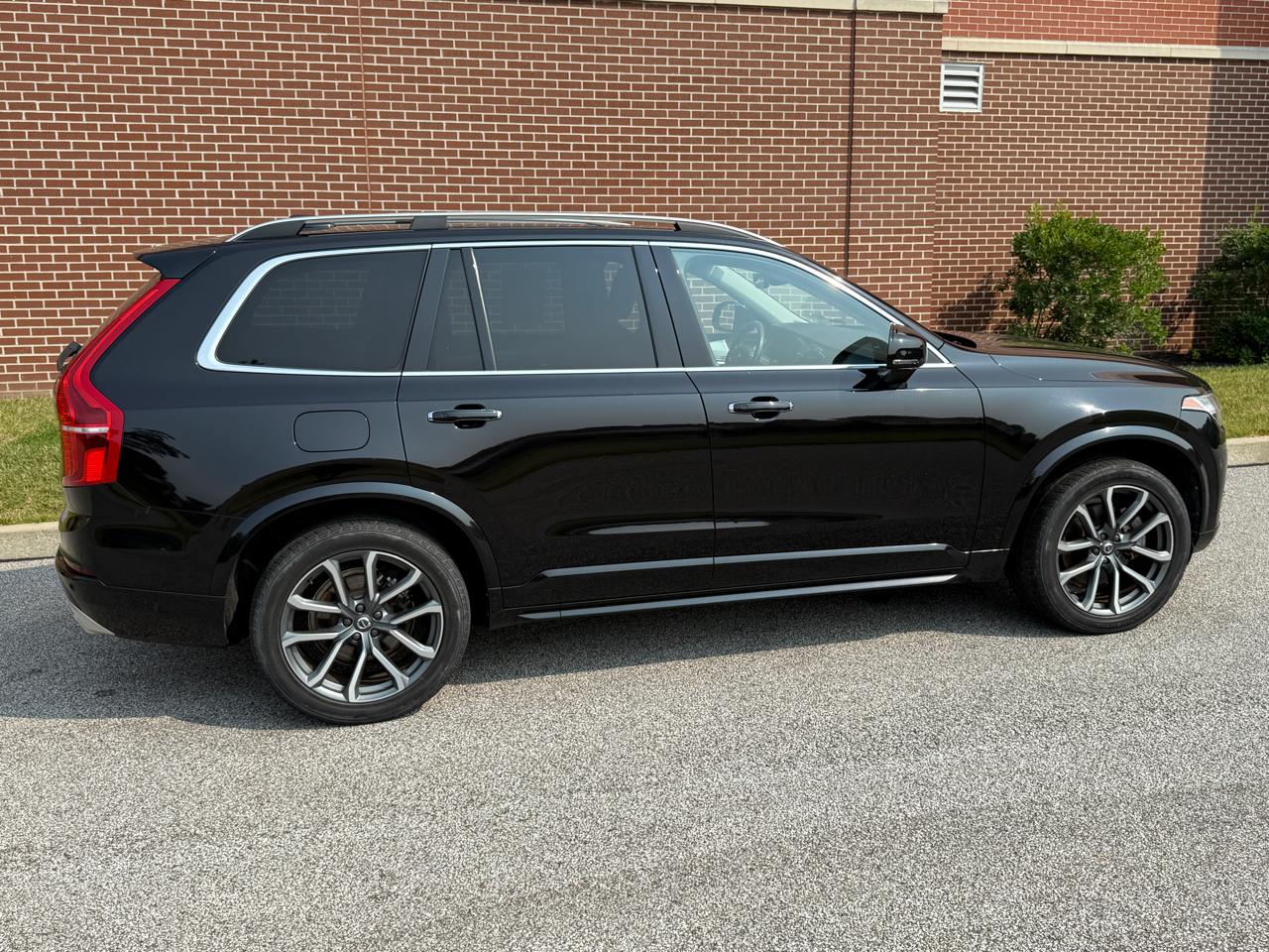 Volvo XC90 T6 AWD 7-Passenger Momentum 2017