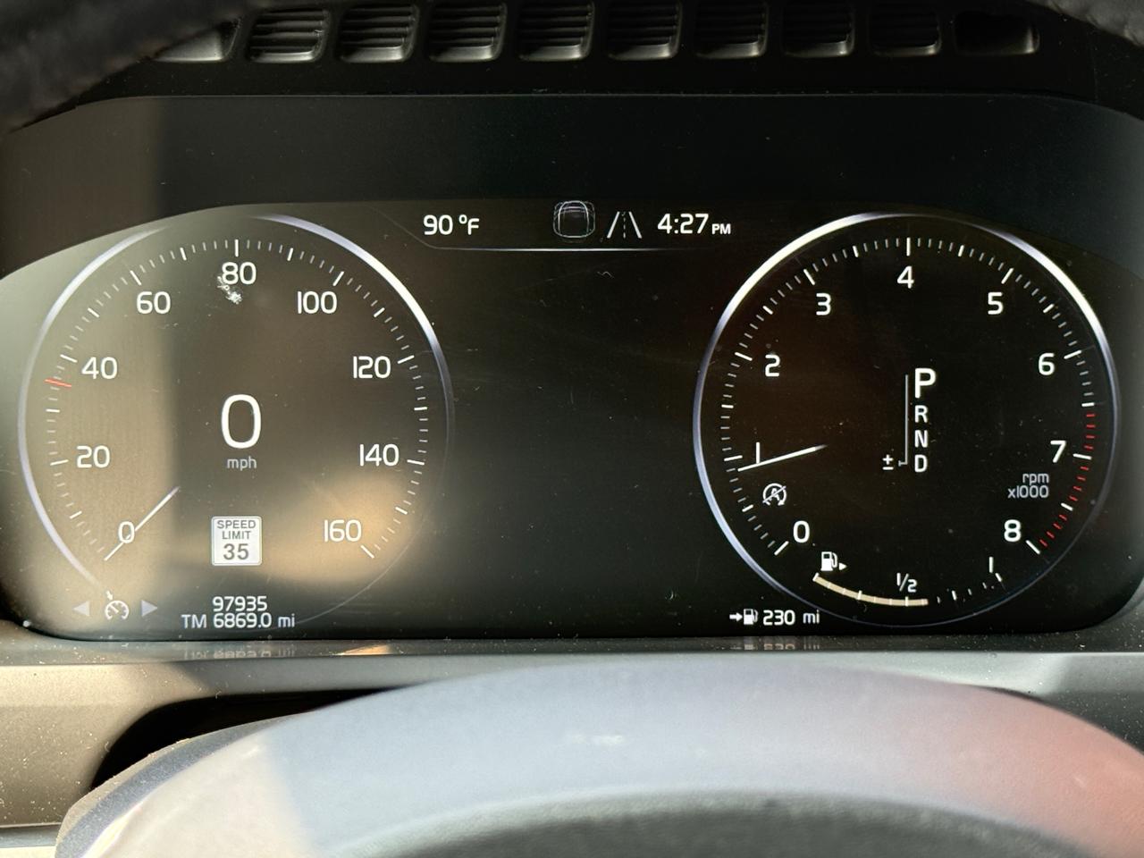 Volvo XC90 T6 AWD 7-Passenger Momentum 2017