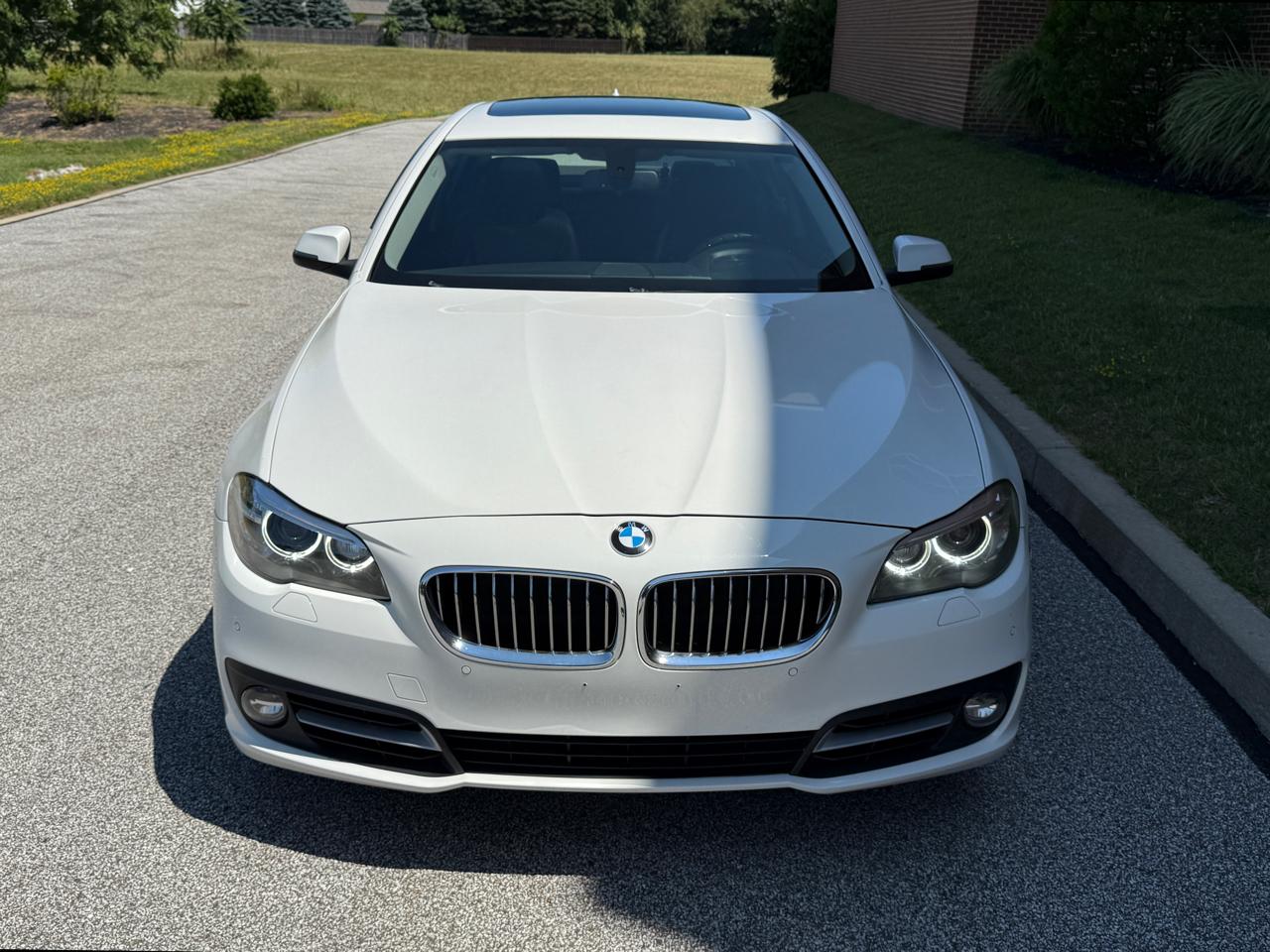 BMW 5 Series 4dr Sdn 528i xDrive AWD 2015