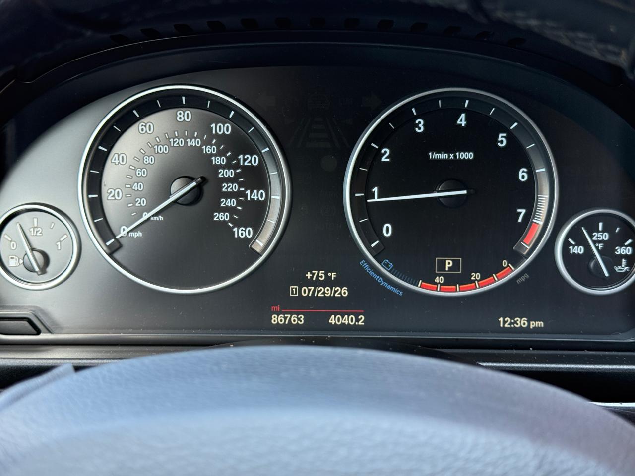 BMW 5 Series 4dr Sdn 528i xDrive AWD 2015