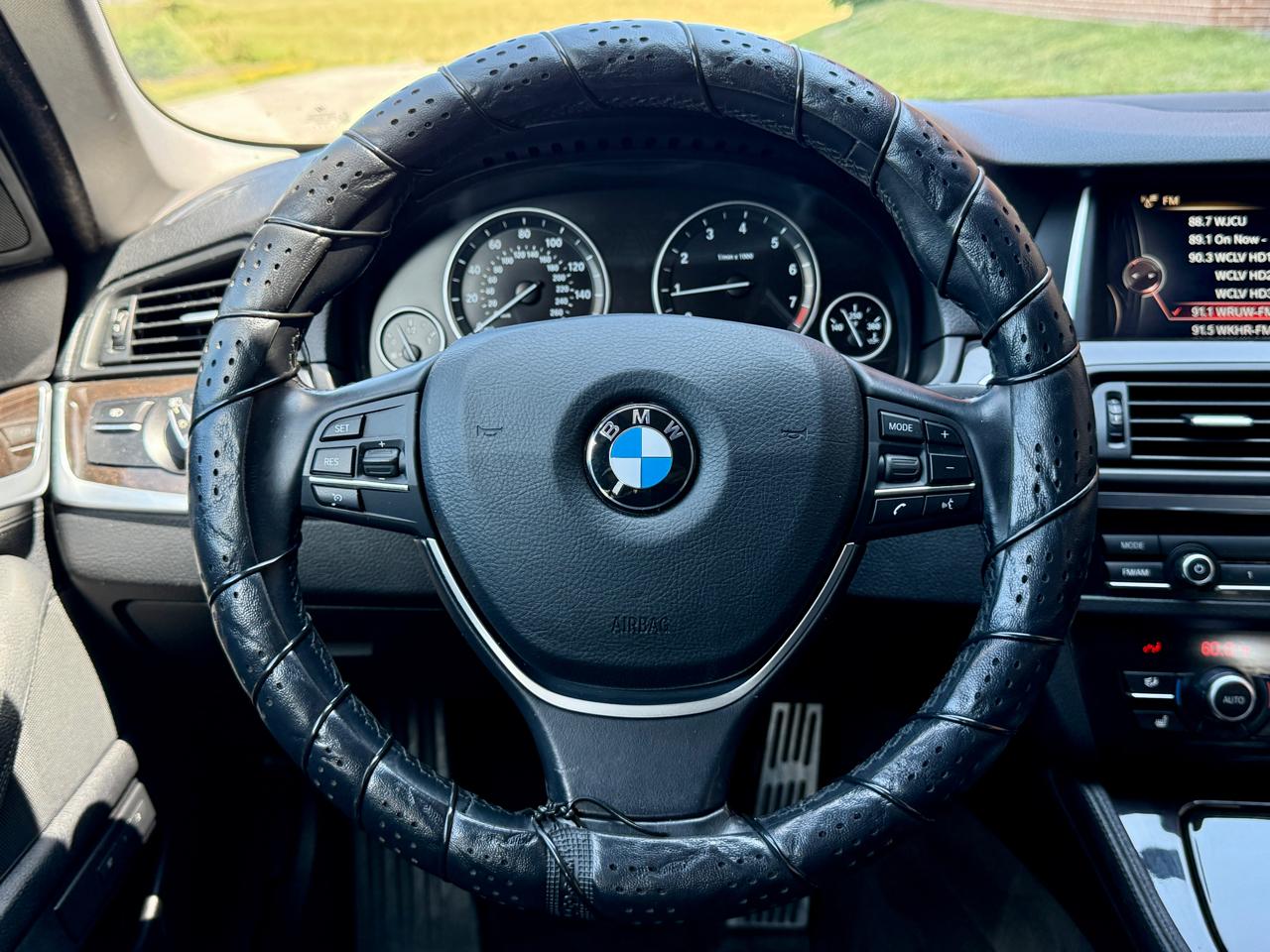 BMW 5 Series 4dr Sdn 528i xDrive AWD 2015