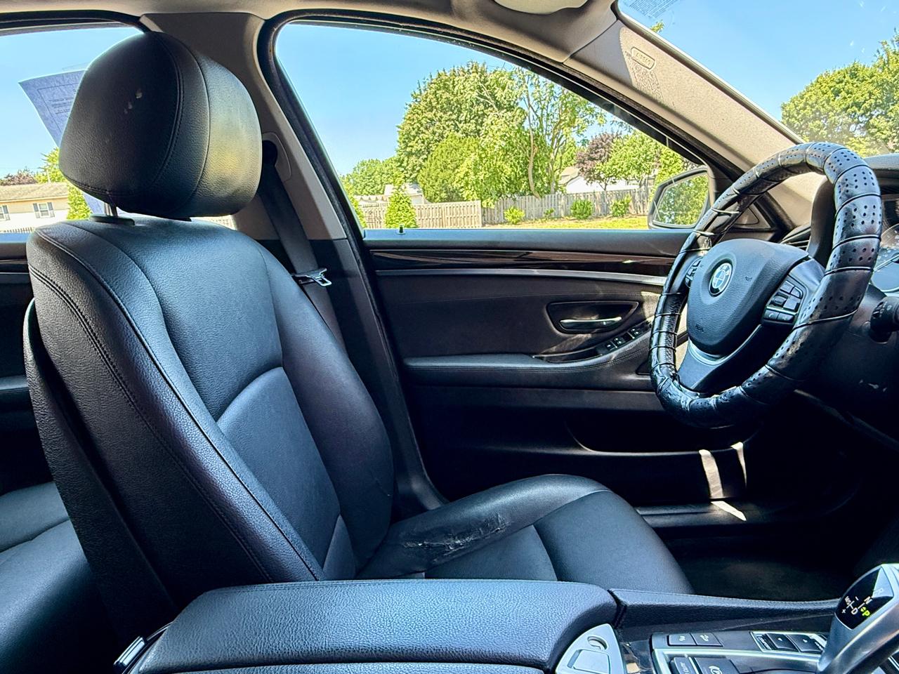 BMW 5 Series 4dr Sdn 528i xDrive AWD 2015