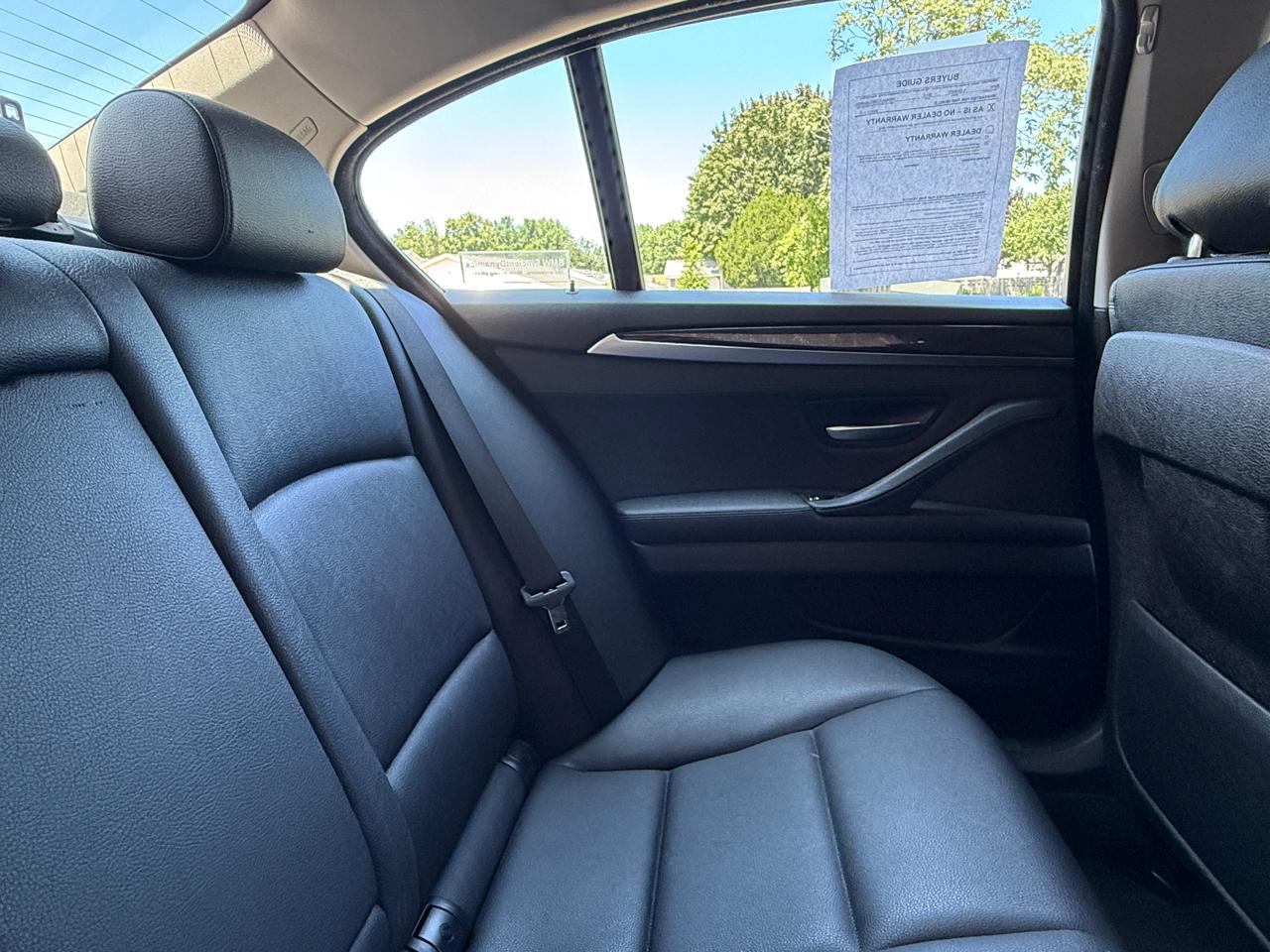 BMW 5 Series 4dr Sdn 528i xDrive AWD 2015