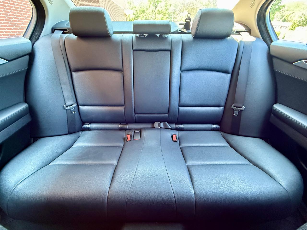BMW 5 Series 4dr Sdn 528i xDrive AWD 2015